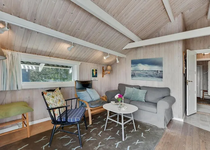 Kylli - 600m From The Sea By Interhome Nyaraló