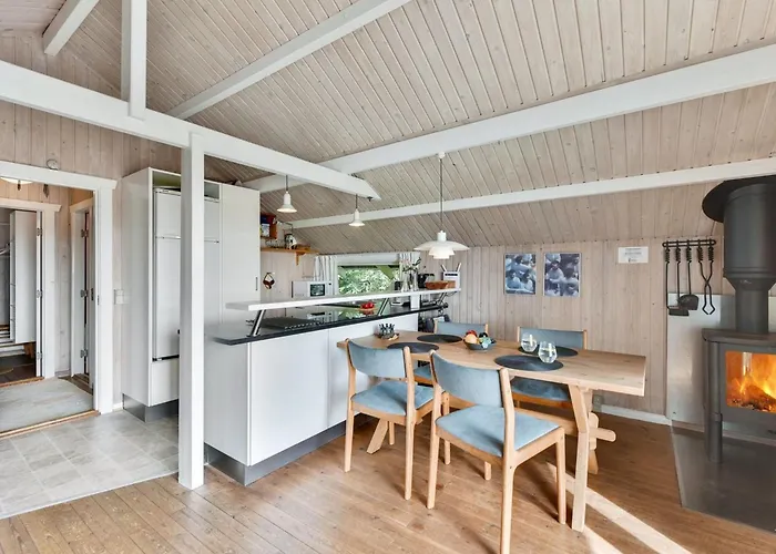 Kylli - 600m From The Sea By Interhome * Lakolk